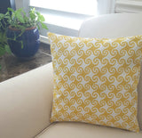 Indoor Outdoor Waikiki Pineapple Yellow Pillow Cover with zipper